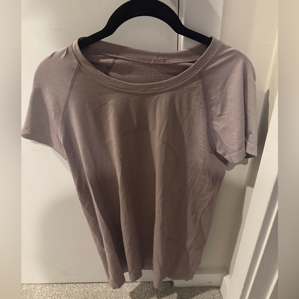 Dusky purple Short Sleeve Lululemon Run Swiftly Tee, 10